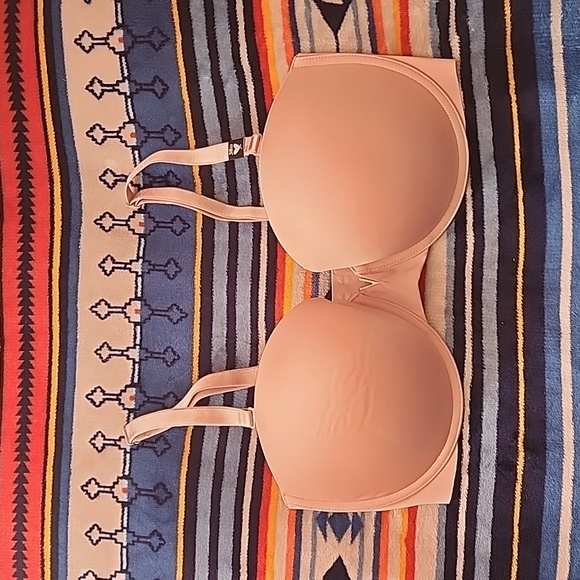 Victoria's Secret Other - NWT Victoria's Secret Multiway Bra 38D Strapless One Strap, Crossback Gripper
